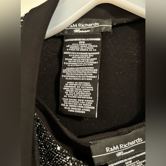 Great dress and jacket for wedding or fancy dress - Picture 2 of 3